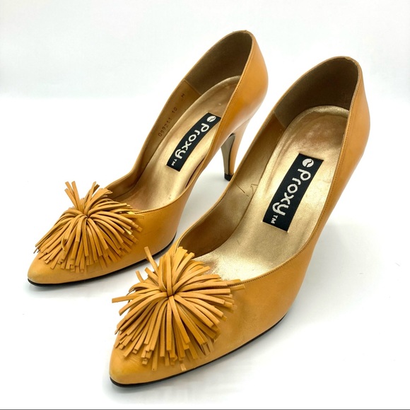 Vintage Shoes Vintage Mustard Yellow Pumps Poshmark